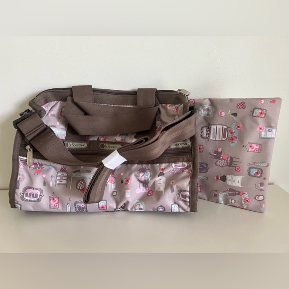 Lesportsac small weekender powder room - Picture 2 of 9